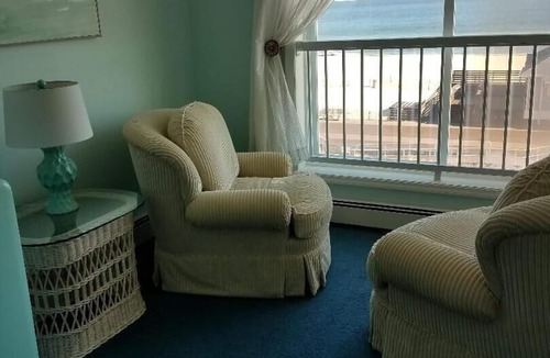 Wall Hotel | Mayfair Hotel