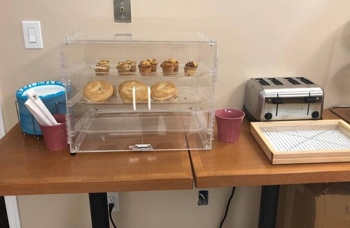 Sicklerville Hotel | Mayfair Motel