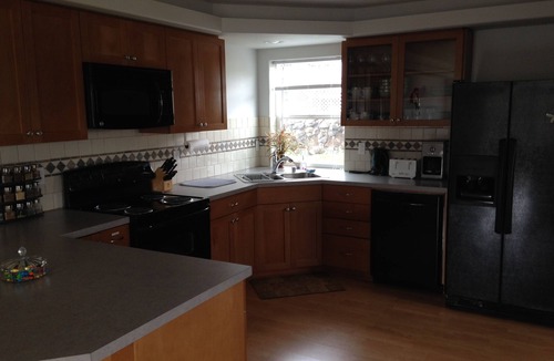 Silver Creek Apartment | Mayfield Lake View Apartment