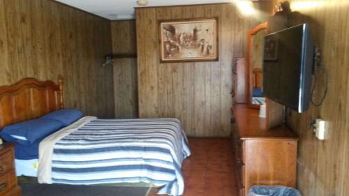 Milford Hotel | Mayflower Motel Milford