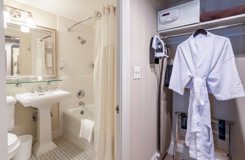 Downtown Seattle Hotel | Mayflower Park Hotel
