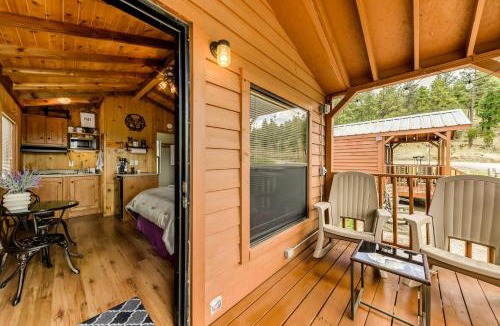 Mayhill Apartment | Mayhill Tiny Home Vacation Rental with Covered Porch