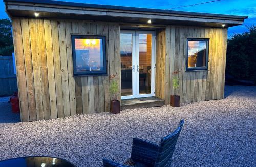 Whaddon Hotel | Maylands Farm Glamping Pod