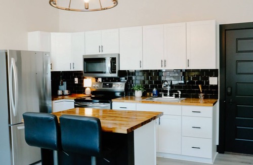 Aberdeen Apartment | Mayor's Suite offers a cozy loft for rent with beautiful historical views