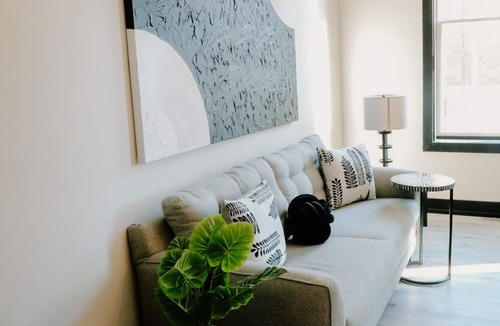 Aberdeen Apartment | Mayor's Suite offers a cozy loft for rent with beautiful historical views