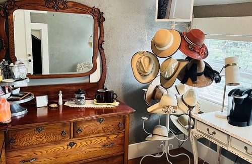 Darby House | Mayors Manor on Main