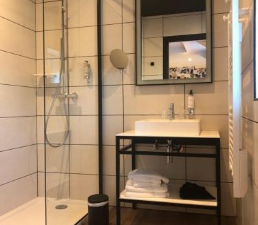 Eu Hotel | Mayrena Hotel Restaurant