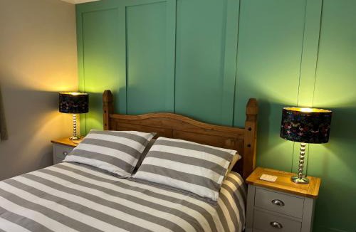 Petersfield Bed & Breakfast | Mays Cottage Bed and Breakfast