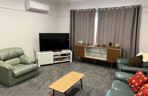 Cape Woolamai House | Mays Place at Cape Woolamai