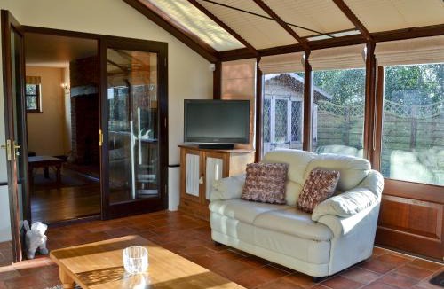 East Dereham House | Maytree Cottage