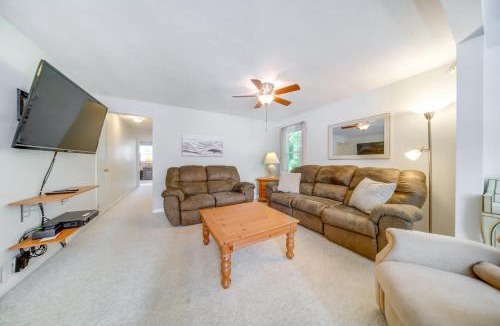 Mayville House | Mayville Getaway w/Deck: Near Chautauqua Lake!