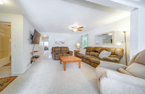 Mayville House | Mayville Getaway w/Deck: Near Chautauqua Lake!