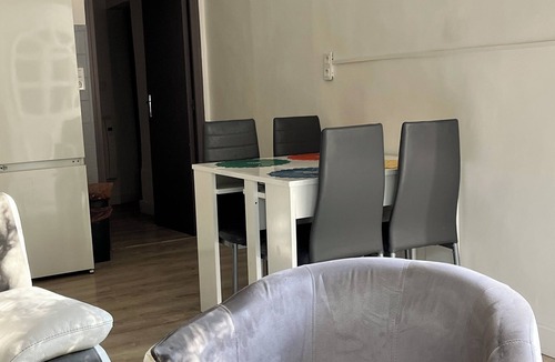 Quartier des Espesses House | Mazet Calme, à Proximité du Centre