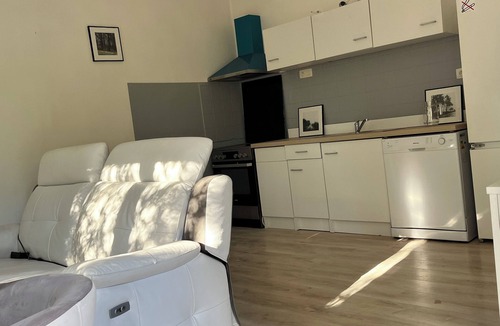 Quartier des Espesses House | Mazet Calme, à Proximité du Centre