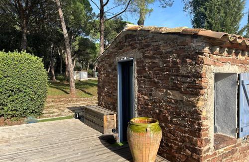 Le Cannet-des-Maures Bed & Breakfast | MAZET de GILLOU