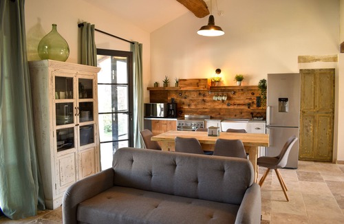 Meynes House | Mazet des Tuileries, private pool, garden, a few km from the Pont du Gard