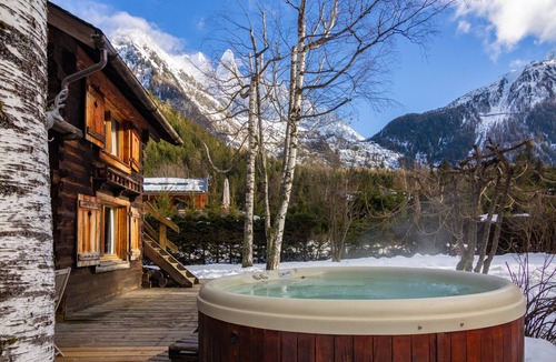 Les Tines Cabin | Mazot Les Tines, with hot tub