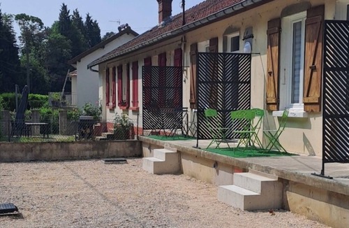 Damparis Apartment | "Mb6" Escale all comforts-T2 full+Private parking