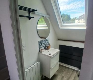 Herouville-Saint-Clair Apartment | Mbine Senghore