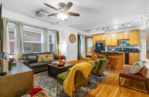 Cleveland Apartment | MC Loft at the Pillars-2bd 1bath University Cir