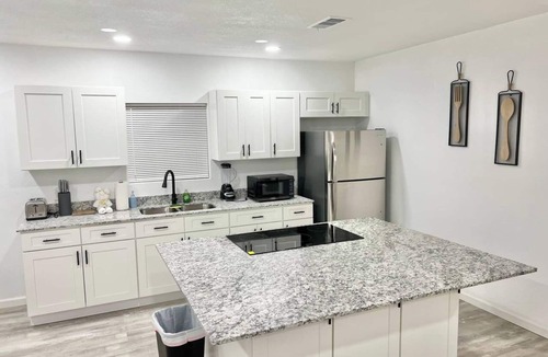 McAllen House | McAllen Home Pecan - Bicentennial