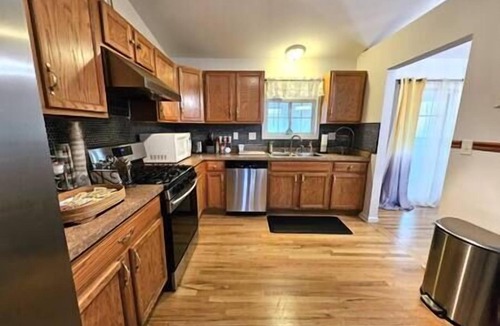 West Haven House | McAngel Haven: 5 mins from Yale