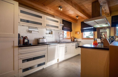 Manigod Ski Chalet | McCanna Lodge - OVO Network