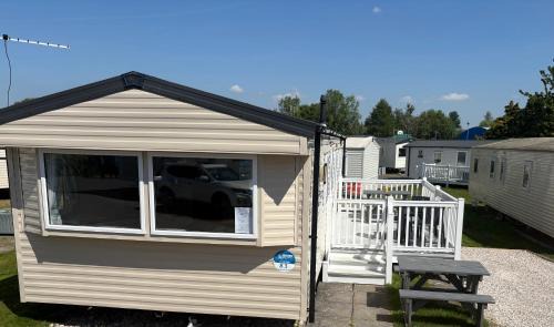 Blackpool Resort | McCanns Caravan Marton Mere