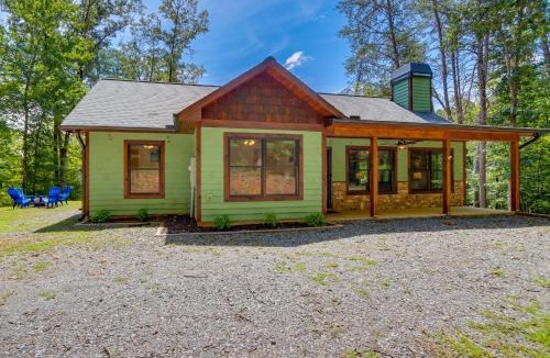 McCaysville House | McCaysville Cabin Fire Pit, BBQ and More!