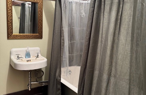 McCleary Hotel | McCleary Hotel