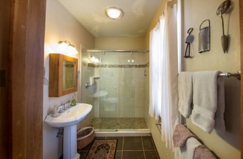 Green Lake Bed & Breakfast | McConnell Inn