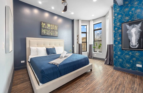 Bronzeville House | Mccormick Place Guest House