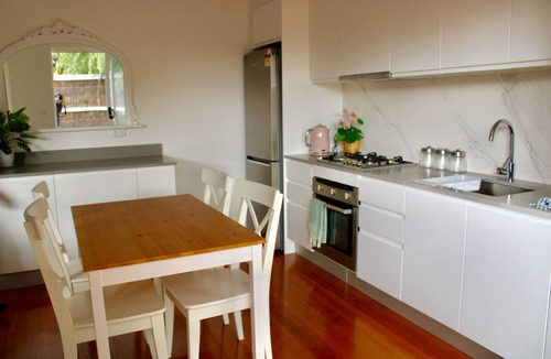 McCrae Villa | McCrae beach Villa on Wattle Place, a 5 mins walk to the beach