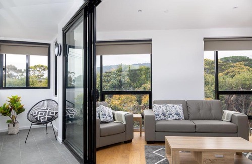 McCrae House | McCrae Coastal Retreat