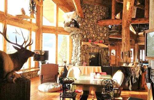 Gardiner House | McDonald's Ranch Lodge
