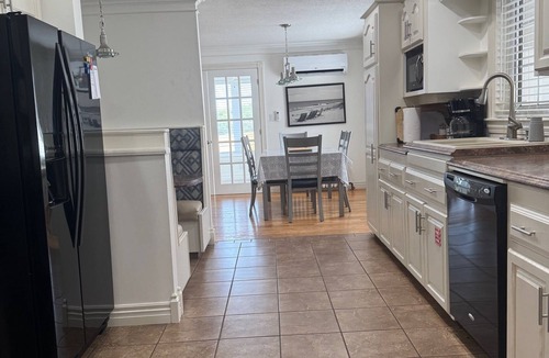 Mayfield House | McGregor House - Minutes to beaches and multiple golf courses!