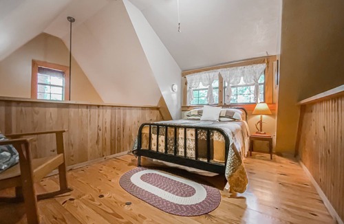 Bruno Cabin | McIntosh Cabin at Silver Run located 3 miles from the Buffalo River