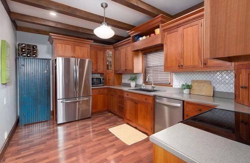 Sioux Falls House | McKennan Park Poolside Oasis