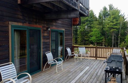 Bloomingdale Ski Chalet | McKenzie Mtn Way Chalet