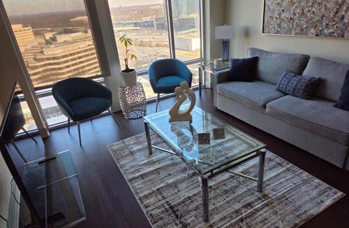 McLean Apartment | Mclean View Steps from Tysons Corner & Galleria