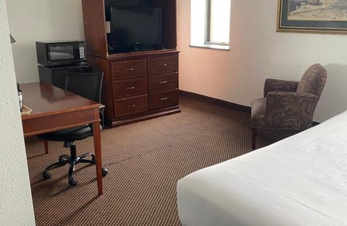 Wheeling Hotel | McLure Hotel