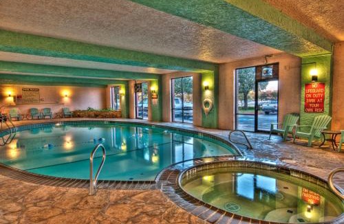 Abilene Hotel | MCM Elegante Suites Abilene