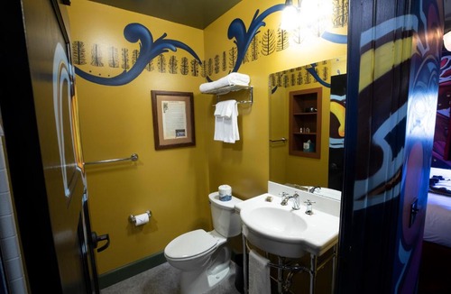 New Tacoma Hotel | McMenamins Elks Temple