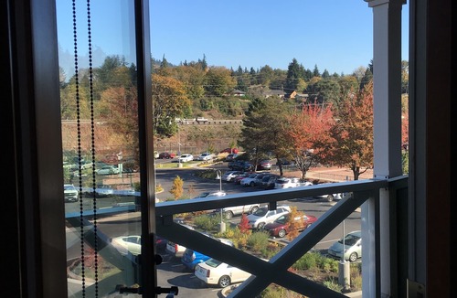 Carrolls Cabin | McMenamins Kalama Harbor Lodge