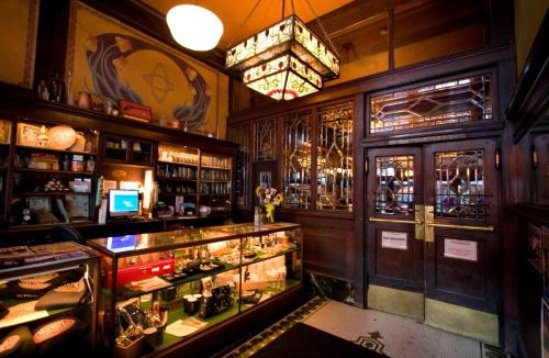 Centralia Cabin | McMenamins Olympic Club