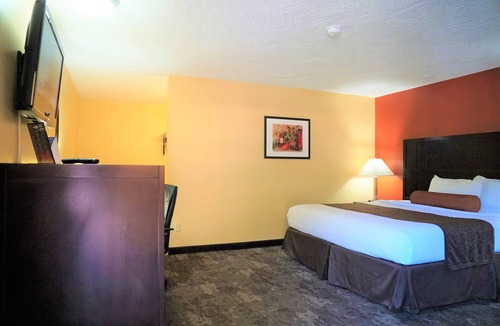 McMinnville Hotel | McMinnville Inn