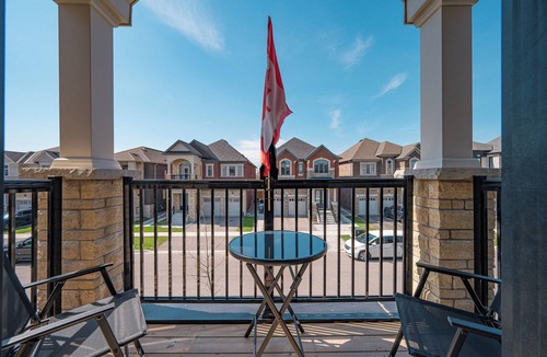 Brampton House | McVean & Countryside | 5BR Spacious | BBQ, Patio