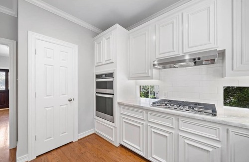 South Central Houston House | ★ MD Anderson, Museum District, Hermann Park