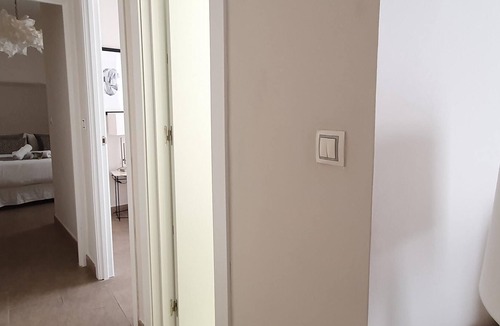 El Pilar Apartment | MD Balmes Street 2 City Center