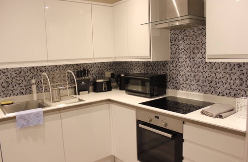 Stratford Apartment | MD Luxury Apartment